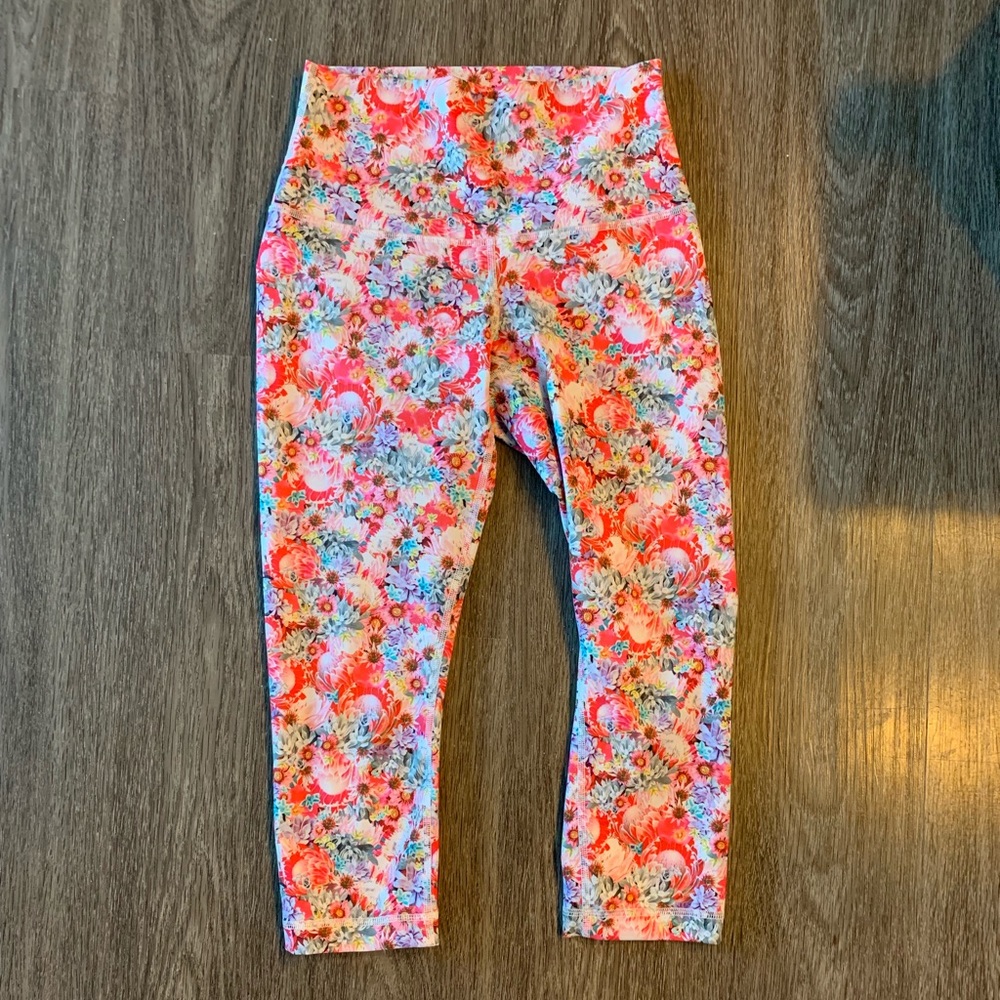 Lululemon Wunder Under Crop